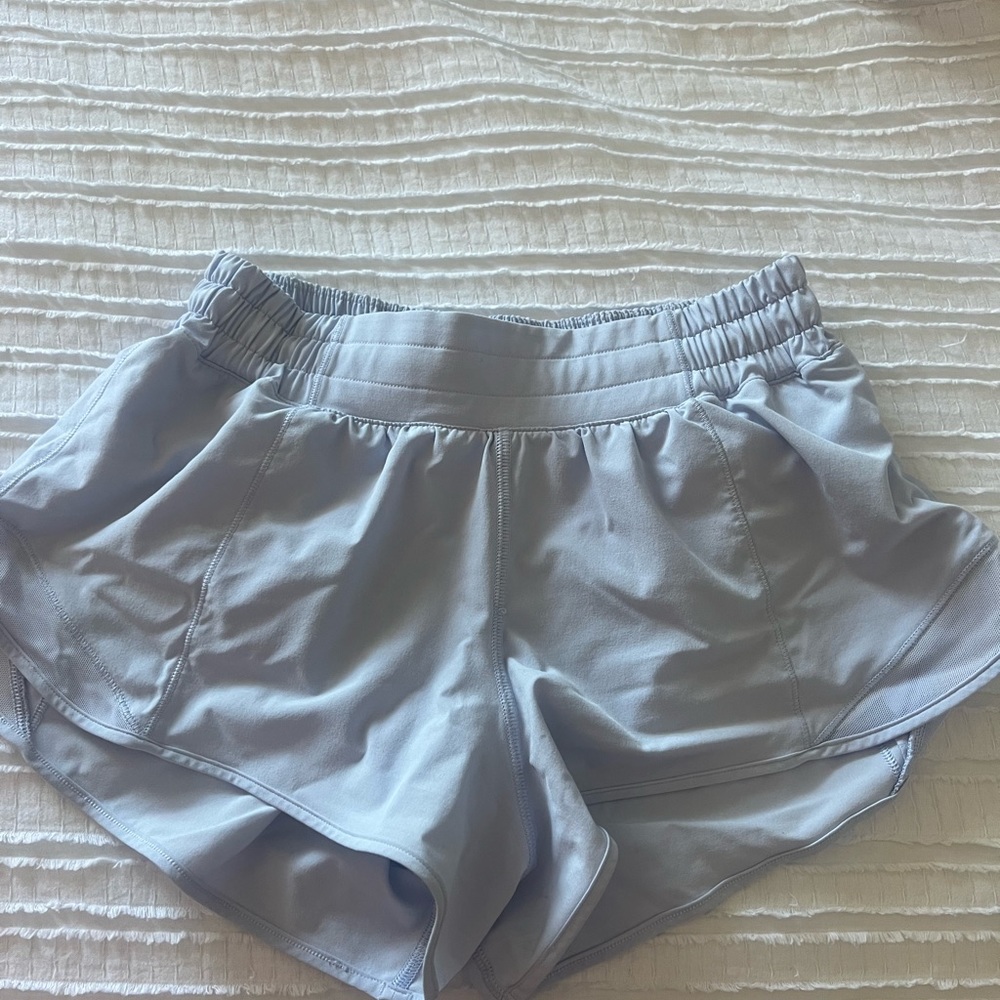 Lululemon Hotty Hot low-rise 2.5 shorts